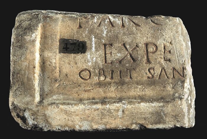 Late Roman funerary inscription found in Lyon ©Lugdunum Musée/J.-M. Degueule. 
