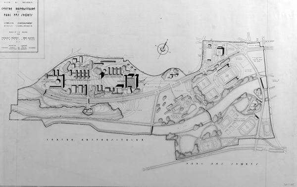 Fig. 4. Centre universitaire et parc des sports, première esquisse d’aménagement. François Spoerry et René Rotter architectes, avec Maurice Loudet, directeur général des Services techniques de la Ville de Mulhouse, mars 1958 (Archives d’Alsace (AA) - Site de Colmar, 260J-105).