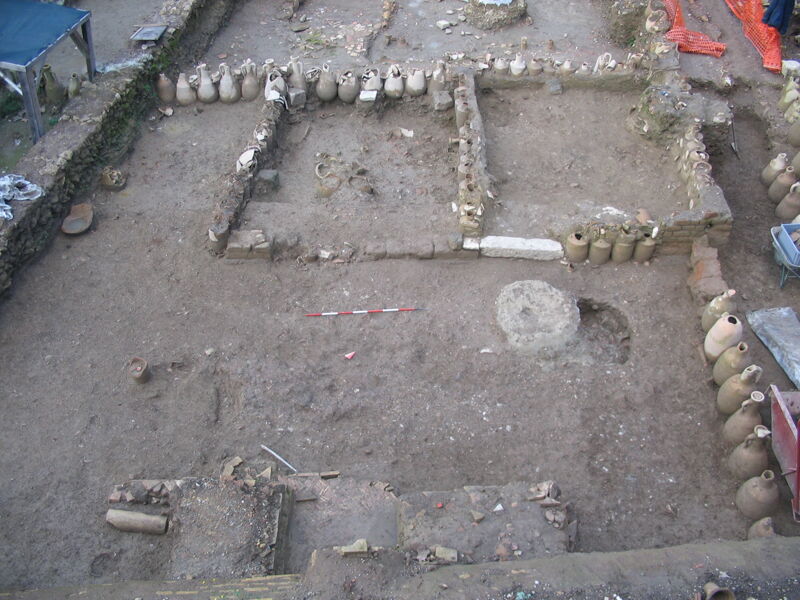 Nuovo Mercato Testaccio, settore NE, livelli primo-imperiali: ambienti di seconda fase visti da S (foto Soprintendenza Speciale Archeologia Belle Arti e Paesaggio di Roma).