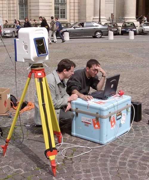  Le laser automatique rotatif, opération de relevé du Panthéon, 2005.