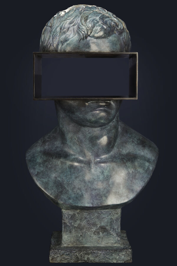 Sacha Sosno, Le bon guetteur, 2007, bronze, 62 x 33 cm, Musée d’Art classique, Mougins (inv. MMoCA.MA58). © Avec l’aimable autorisation du MACM.